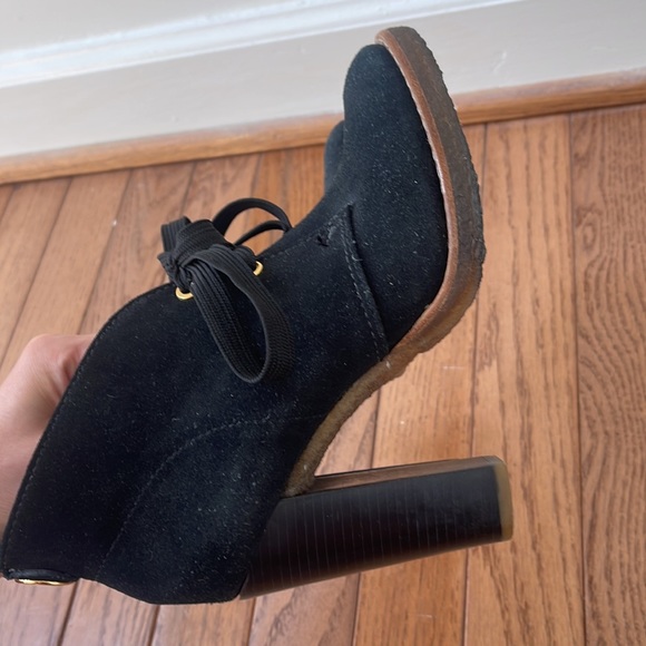 [SOLD] Tory Burch boot heels - Picture 6 of 9